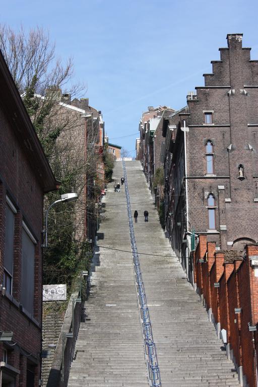 Le Chat Maudit De Maryse Liège Exterior foto
