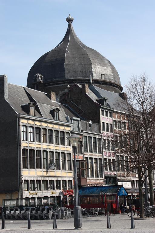 Le Chat Maudit De Maryse Liège Exterior foto
